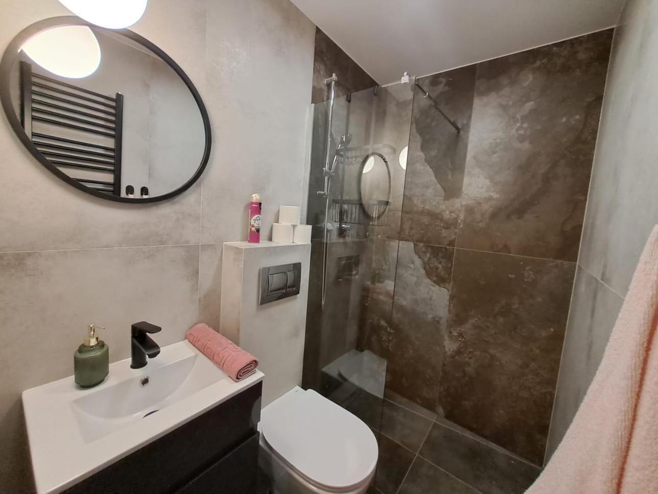 Dk Apartamenty Hotelove Giżycko Exterior foto